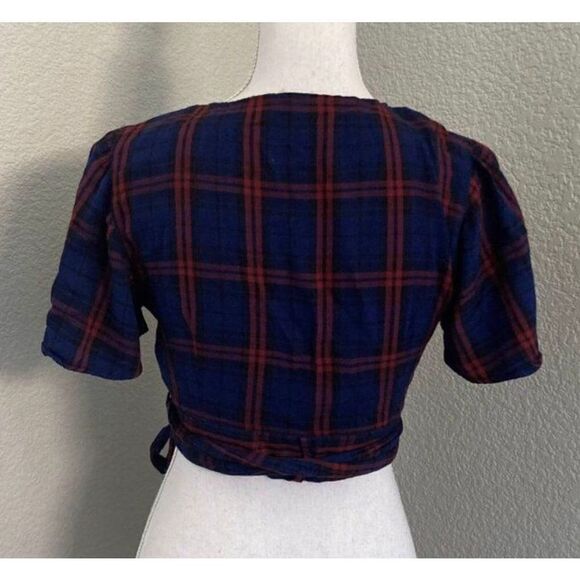Forever 21 Womens Red & Blue Plaid Wrap Side Tie Crop Tops Size Large - Picture 3 of 9